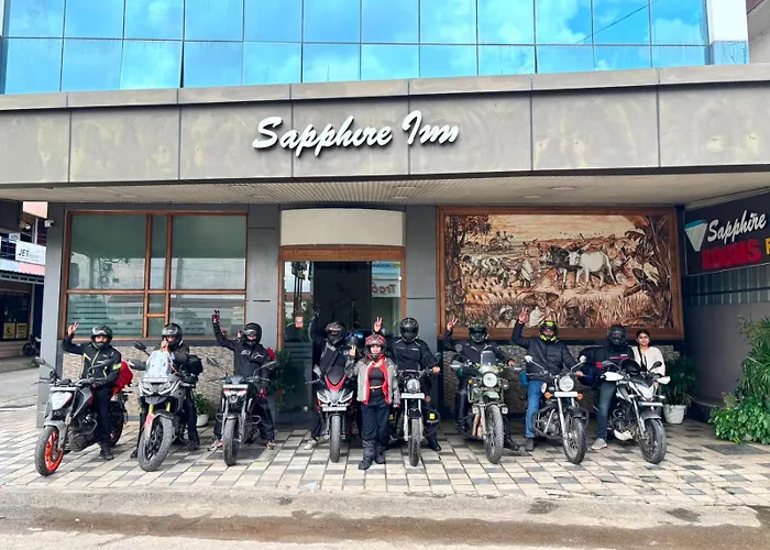 Sapphire Inn Nedumbassery